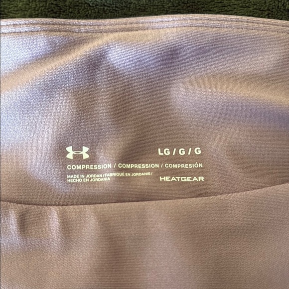 UA Lavender Compression Leggings - Picture 2 of 5